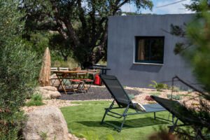 Jardin de la villa Nepita - location Palombaggia Porto-Vecchio
